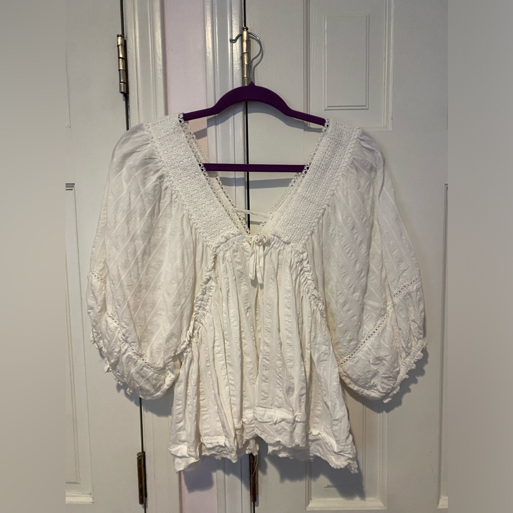 White blouse boutique SMALL